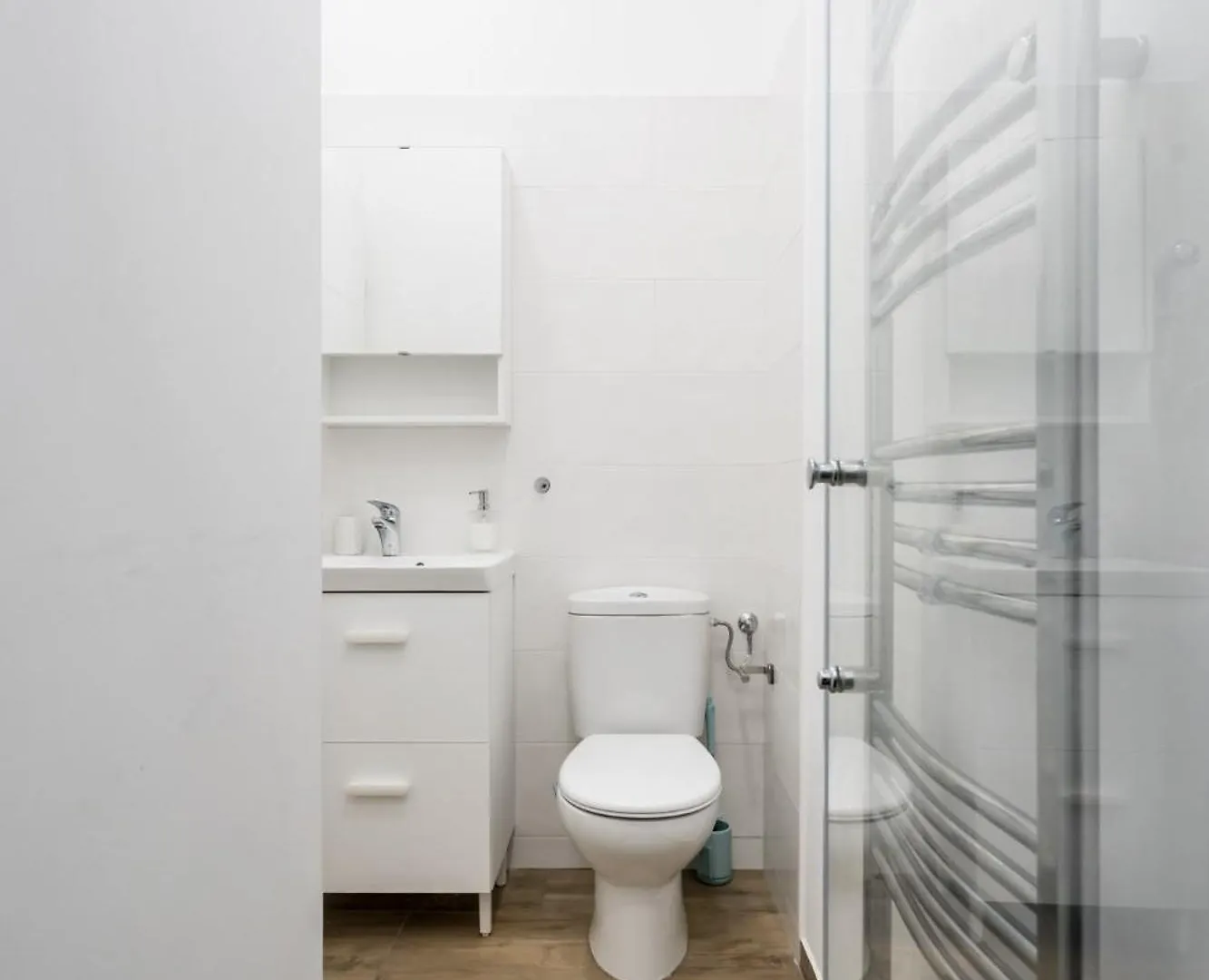 Urban Walls Apartments 5A In Old City Bucharest