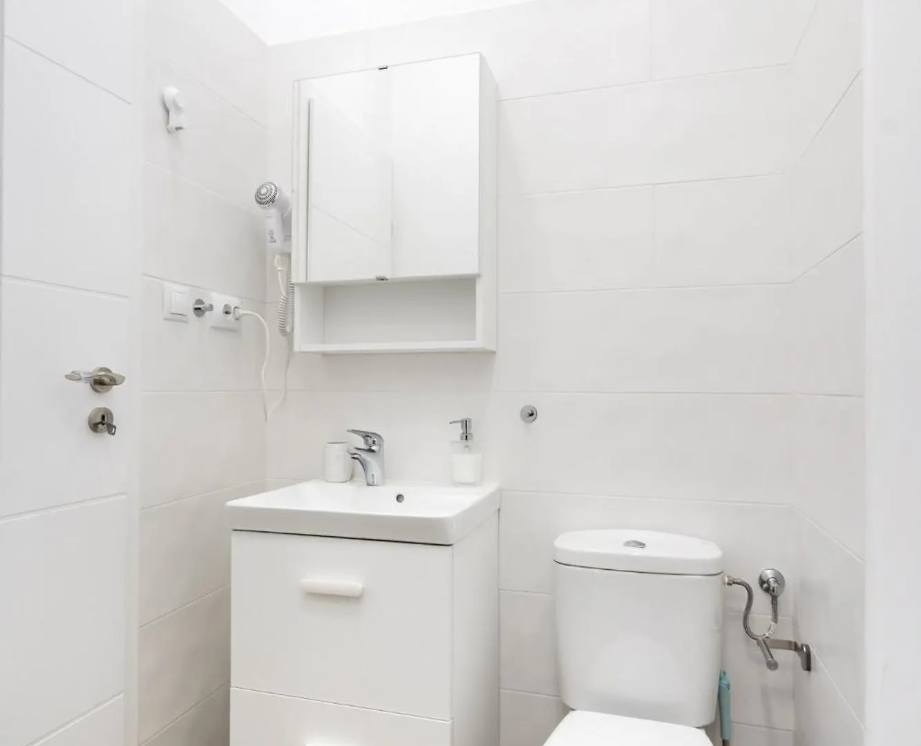 Urban Walls Apartments 5A In Old City Bucharest Romania